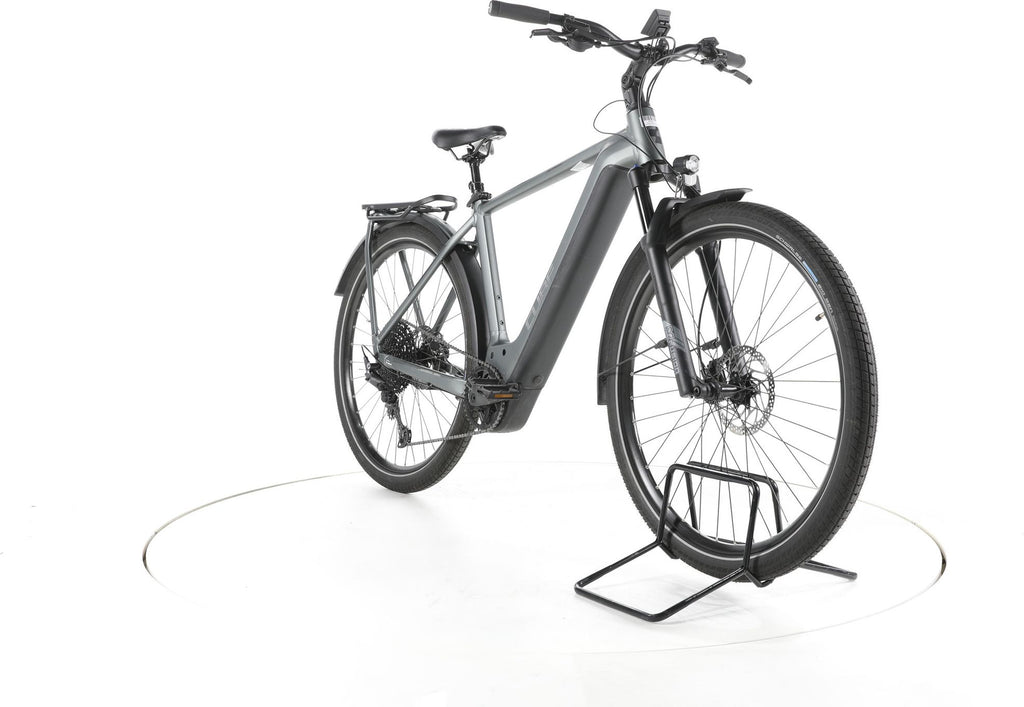 Produit reconditionné - Cube Kathmandu Hybrid Pro Trekking E-Bike - Très Bon Etat