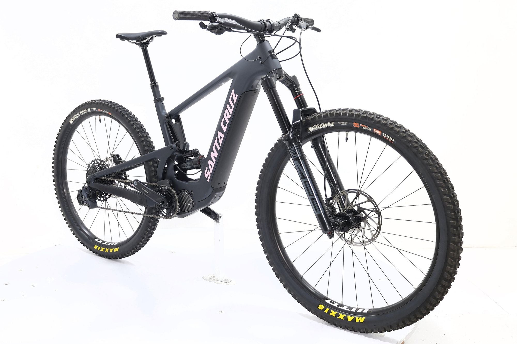 Produit Reconditionné · VTT électrique SANTA CRUZ Heckler 9 C 2024 · Bon état