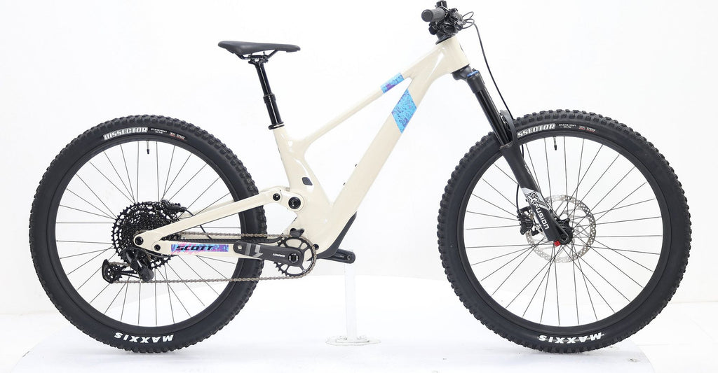 Produit Reconditionné · VTT SCOTT Genius 700 2025 · Très bon état