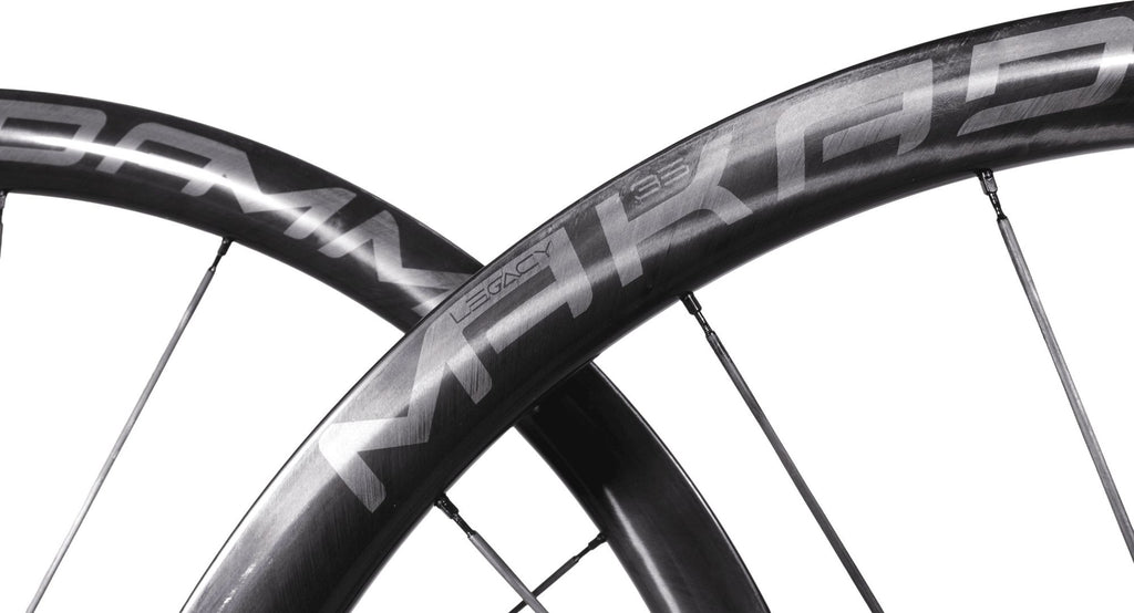 Paire de roues carbone route – MaKadamm legacy 35 disc héritage édition à pneus – 977 gr la paire – centerlock – axe 12x100 | 12x142