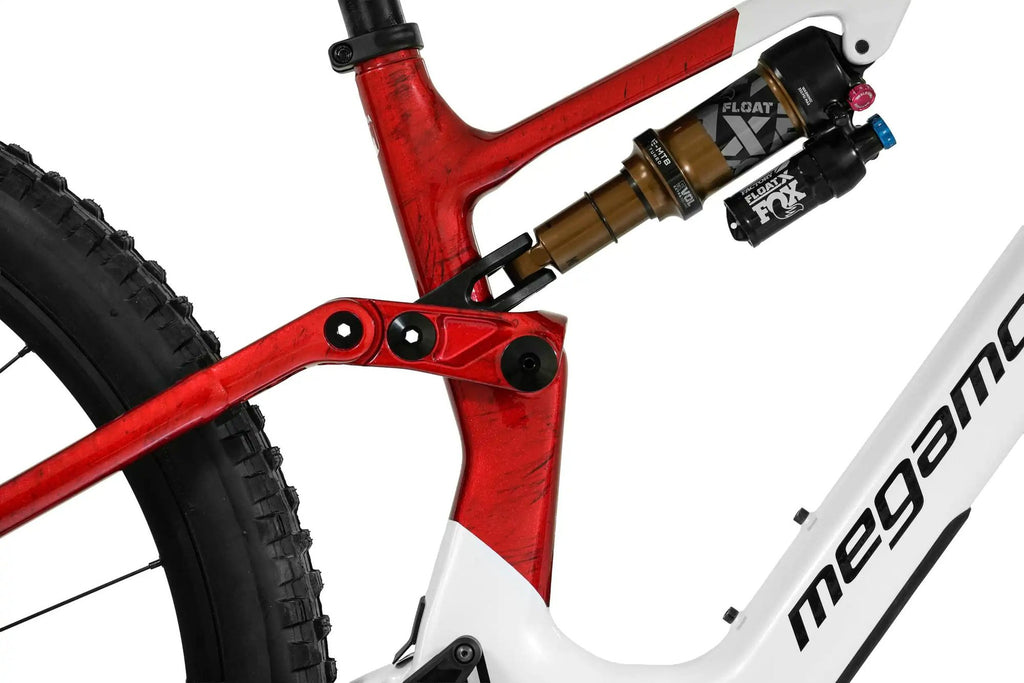 VTT Électrique Tout-Suspendu Megamo Reason AL 05 Sram 12V 800 Wh DJI 150 Nm 29'' Blanc/Rouge 2027