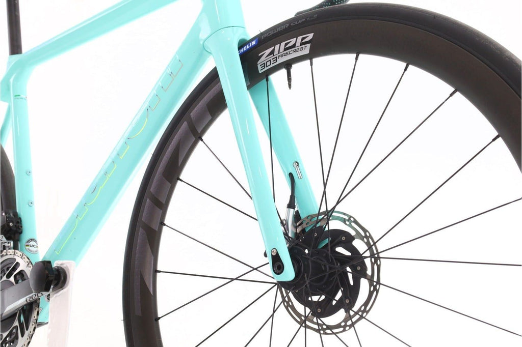 Produit reconditionné · Bianchi Specialissima AXS 12V · Bleu / Vélo de route | Très bon état