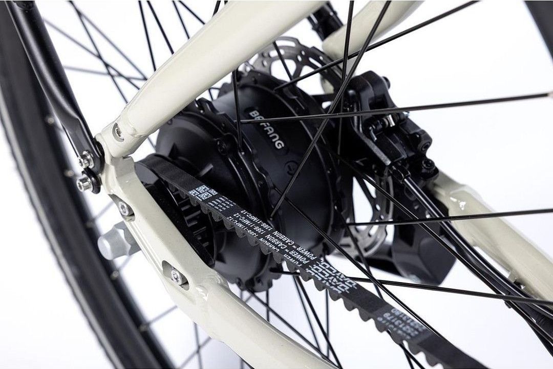 Produit Reconditionné-Vélo de Ville 28 , Belt Transmission Automatique 2 Speed - Autonomie jusqu'a 80km - Très bon état