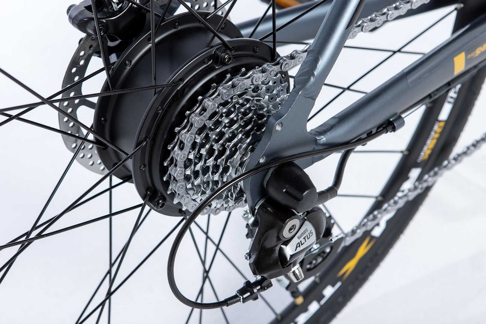 Produit Reconditionné- Vélo de Ville Electrique  E-ROAD28 - SHIMANO 8v - Autonomie 70km | Très bon état