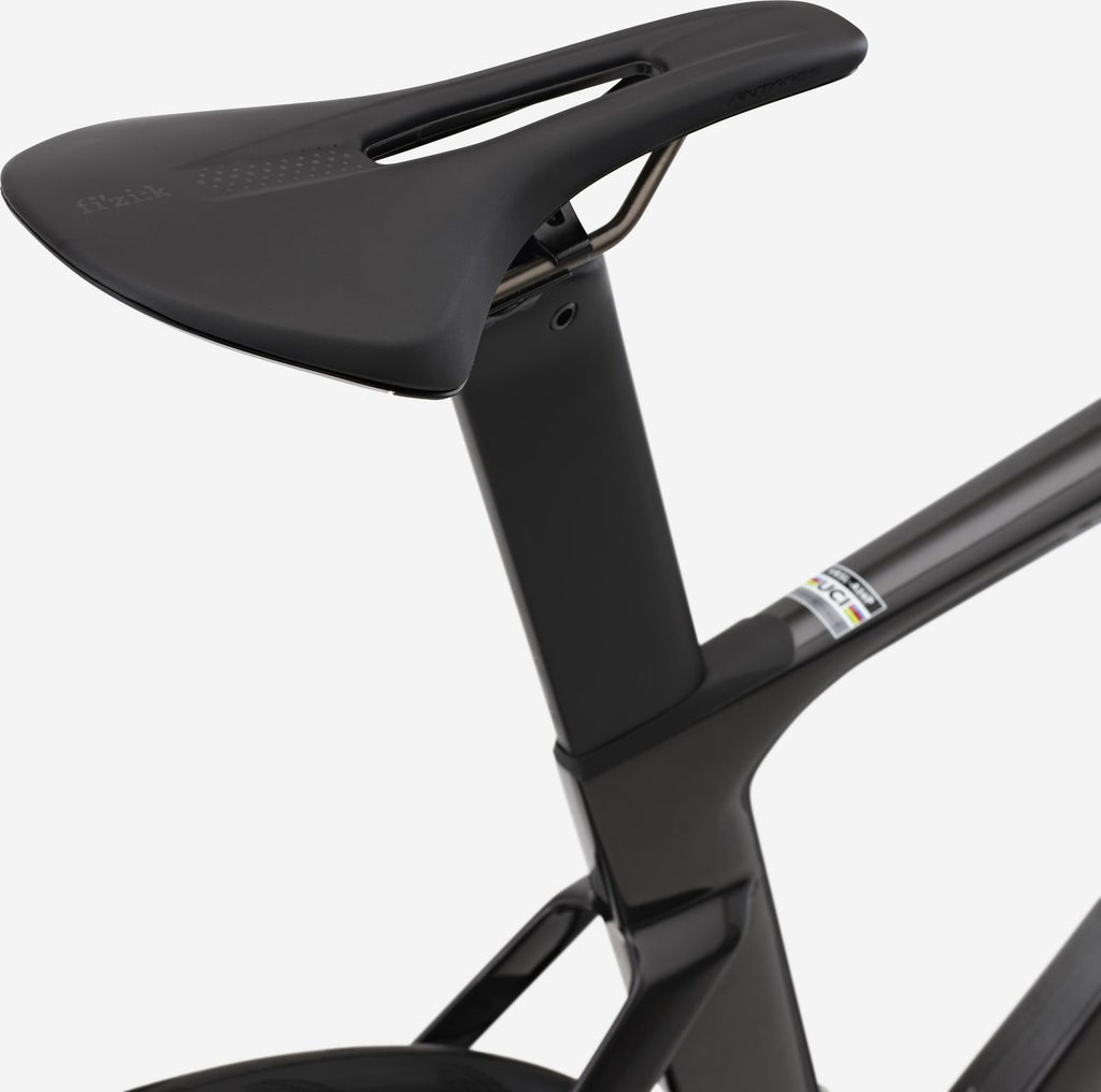 Vélo de Route Van Rysel RCR-F Pro Shimano Ultegra Di2 12V 700 mm Gris Lunaire 2026