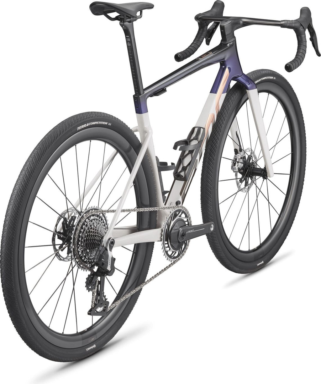 Vélo de Gravel BMC Kaius 01 One Sram Red AXS 13V 700 mm Blanc/Bleu Marine/Noir 2027