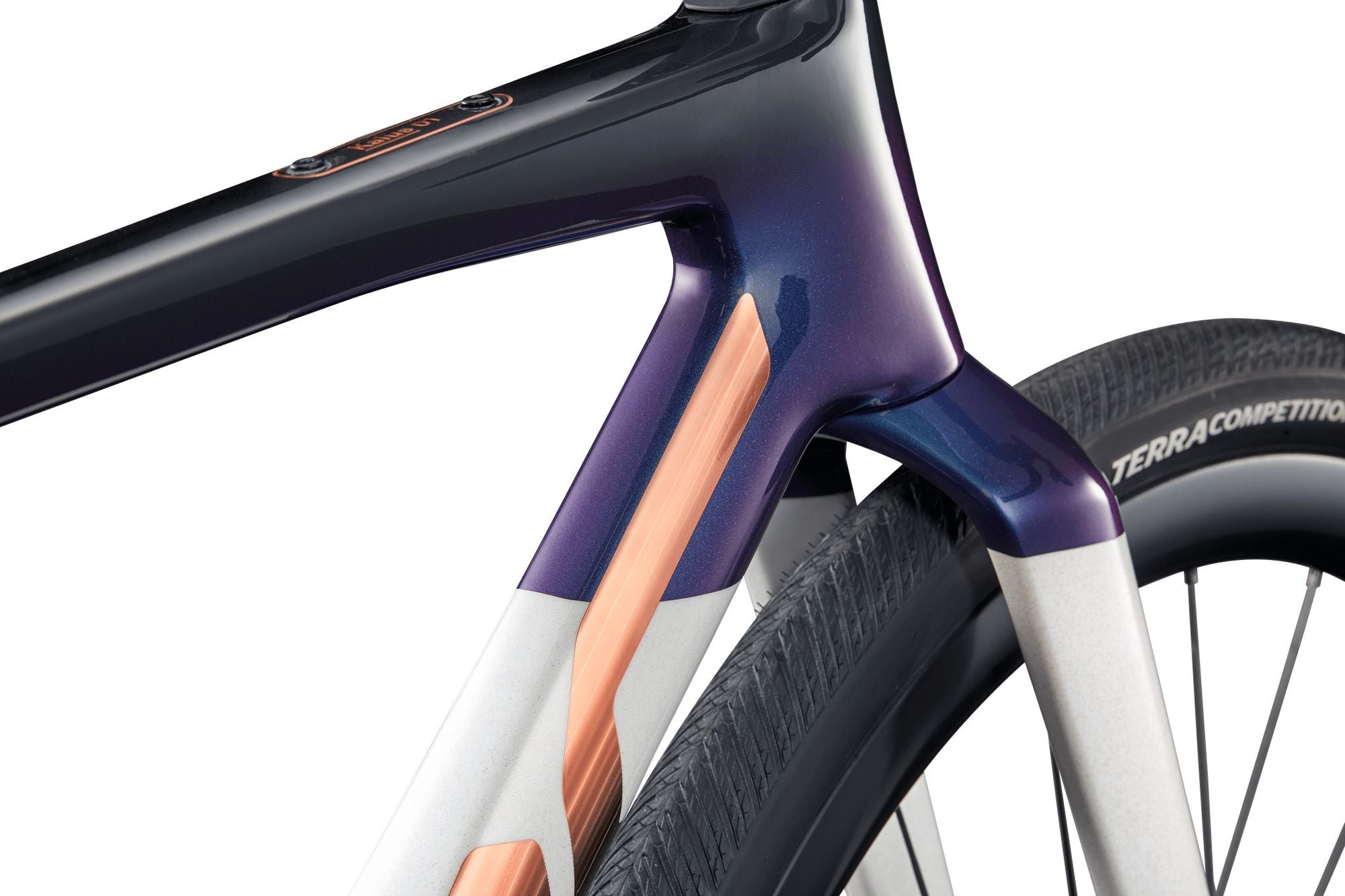 Vélo de Gravel BMC Kaius 01 One Sram Red AXS 13V 700 mm Blanc/Bleu Marine/Noir 2027