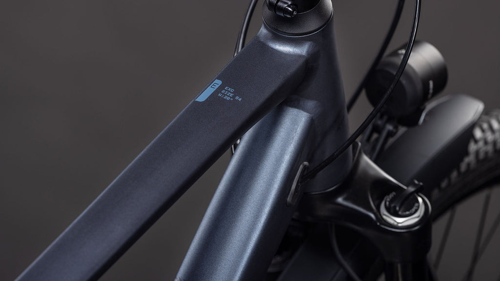VTC Cube Kathmandu EXC Shimano Cues 11V 700 mm Gris Metallic 2026