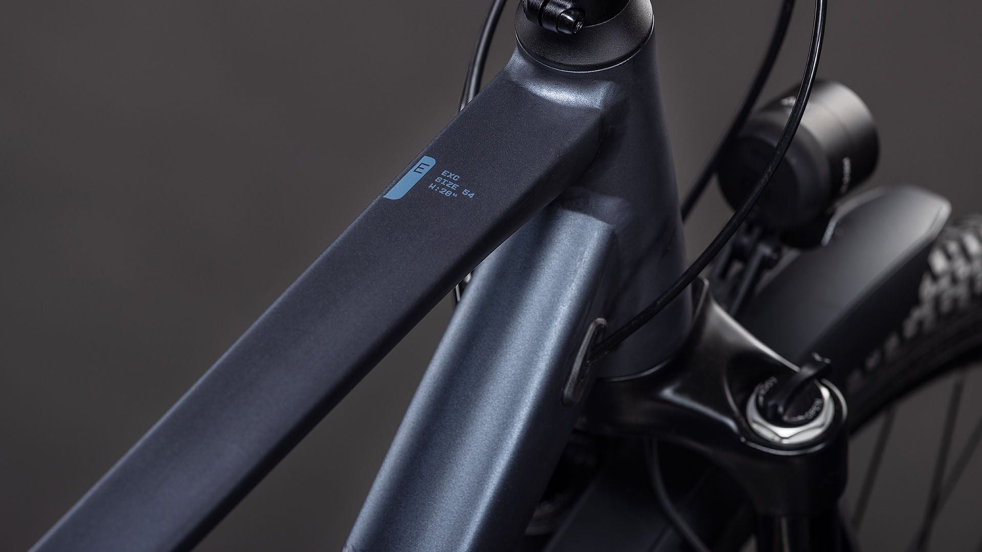 VTC Cube Kathmandu EXC Shimano Cues 11V 700 mm Gris Metallic 2026