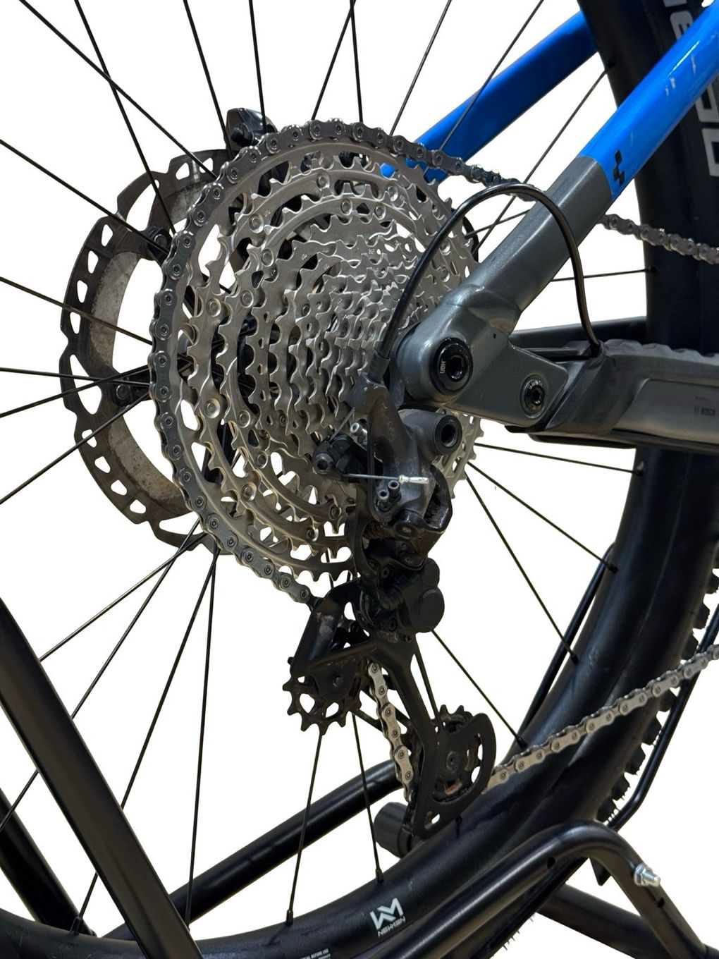 produit reconditionné . Cube Stereo Hybrid 160 HPC Actionteam 750 Shimano XT 2024 . VTT électrique . Cube . très bon état