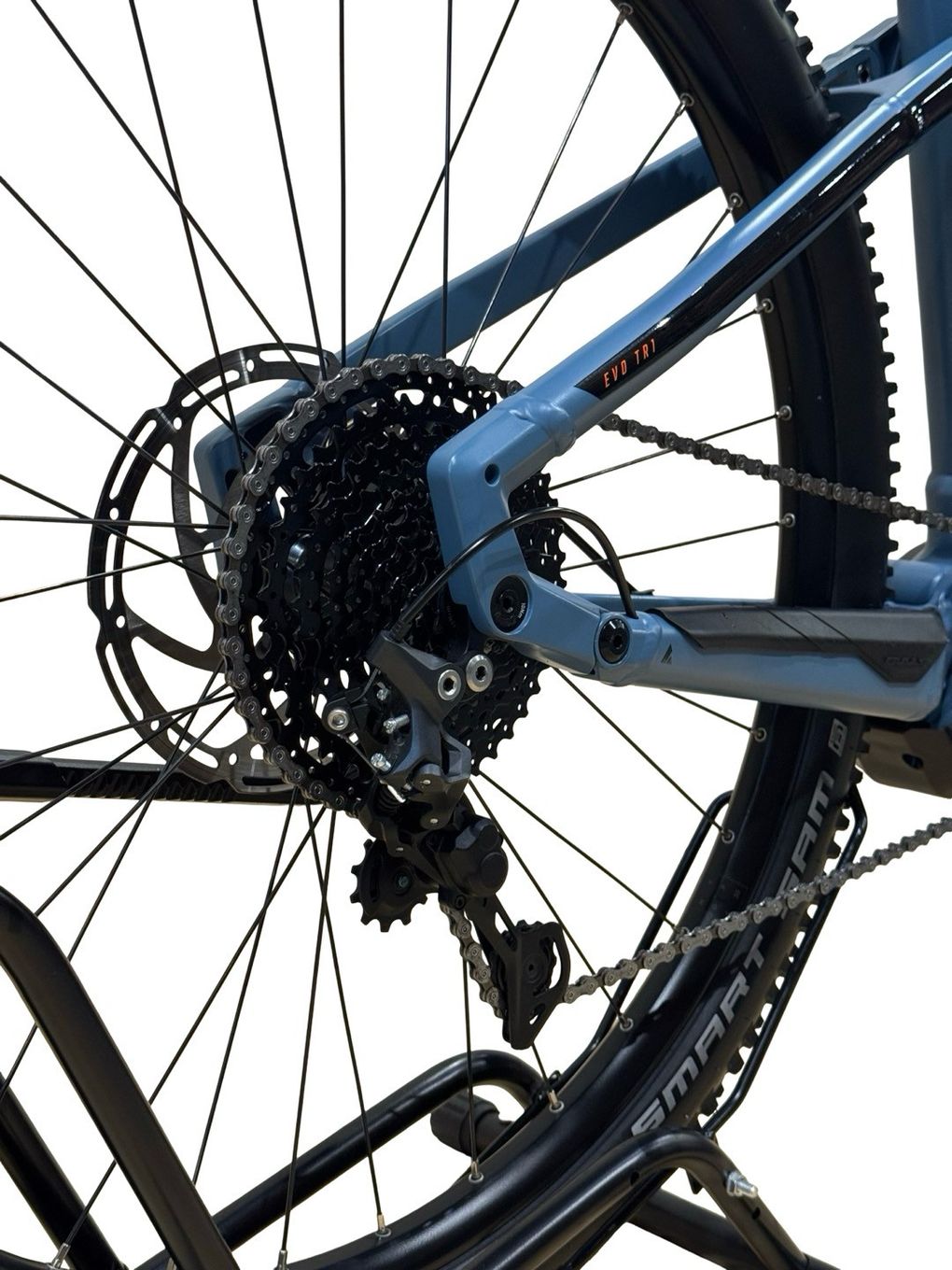 produit reconditionné . Bulls Sonic EVO TR 1 Shimano Deore 2022 . VTT électrique . Bulls . très bon état