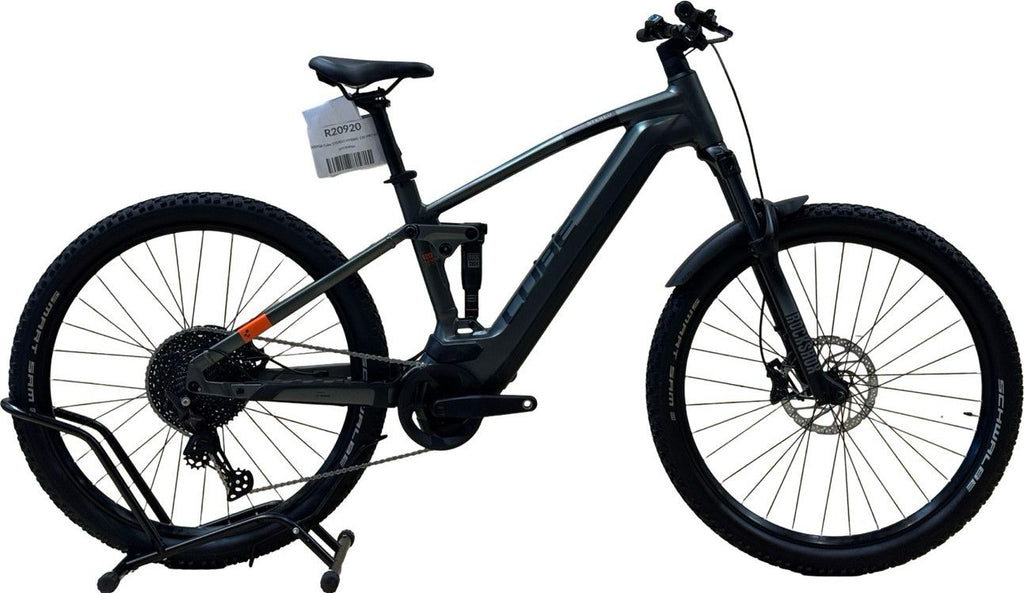 produit reconditionné . Cube Stereo Hybrid 120 Pro 625 Shimano Deore 2024 .  VTT électrique . Cube . très bon état