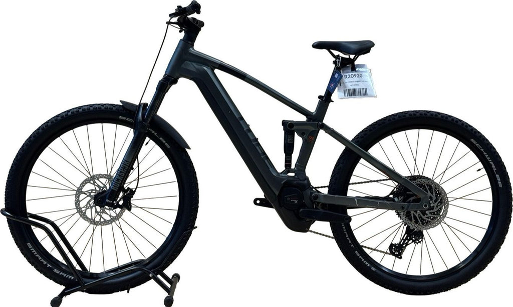 produit reconditionné . Cube Stereo Hybrid 120 Pro 625 Shimano Deore 2024 .  VTT électrique . Cube . très bon état
