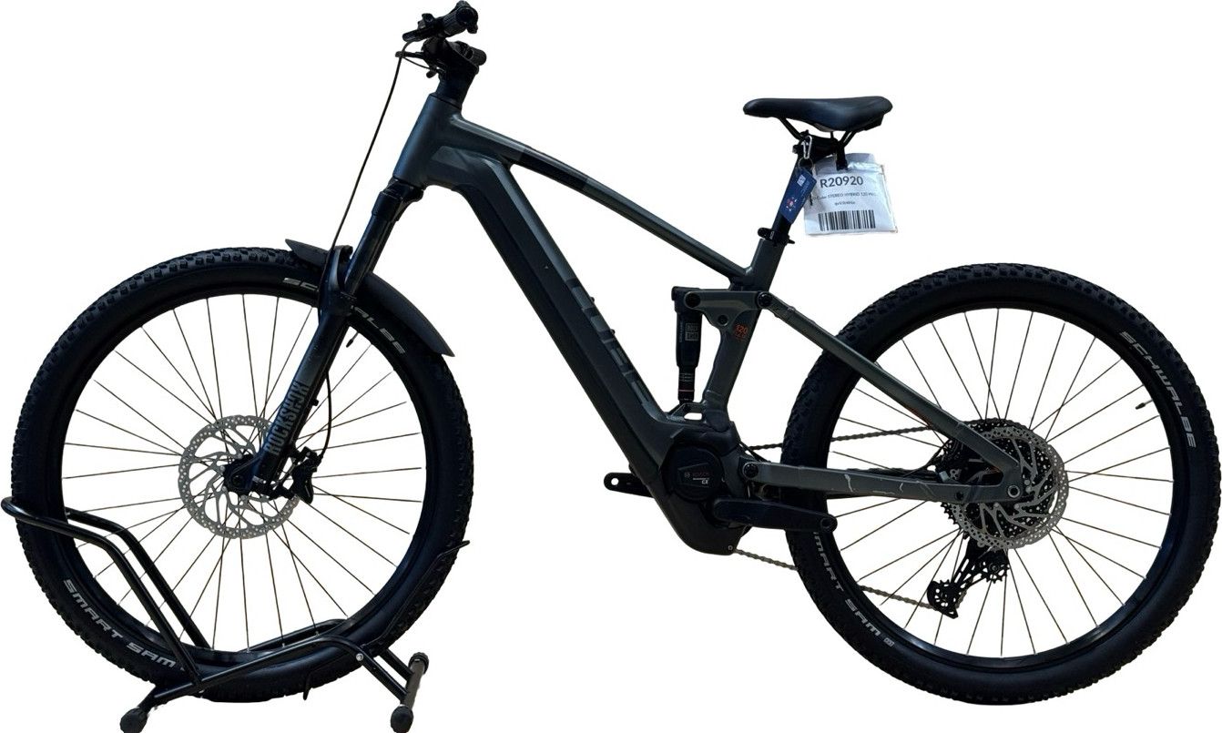 produit reconditionné . Cube Stereo Hybrid 120 Pro 625 Shimano Deore 2024 .  VTT électrique . Cube . très bon état