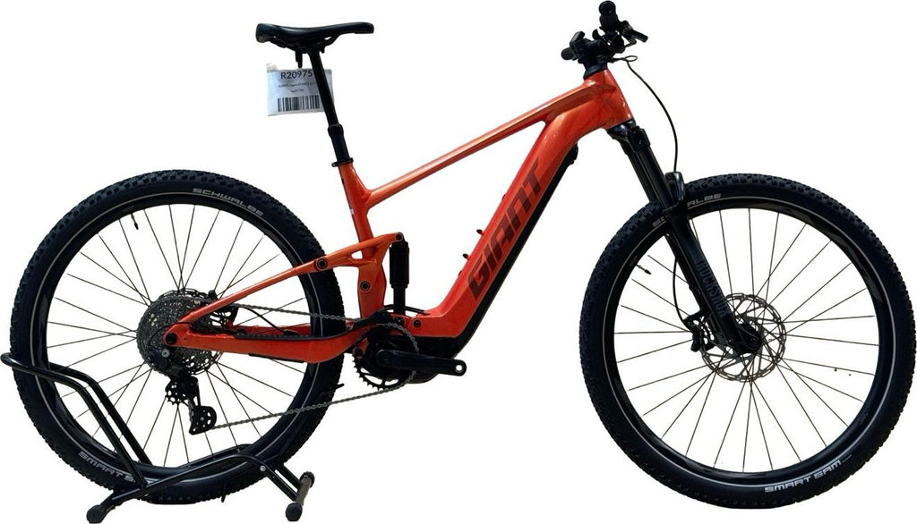produit reconditionné . Giant Stance E+ 1 Shimano Deore 2024 . VTT électrique . Giant . très bon état