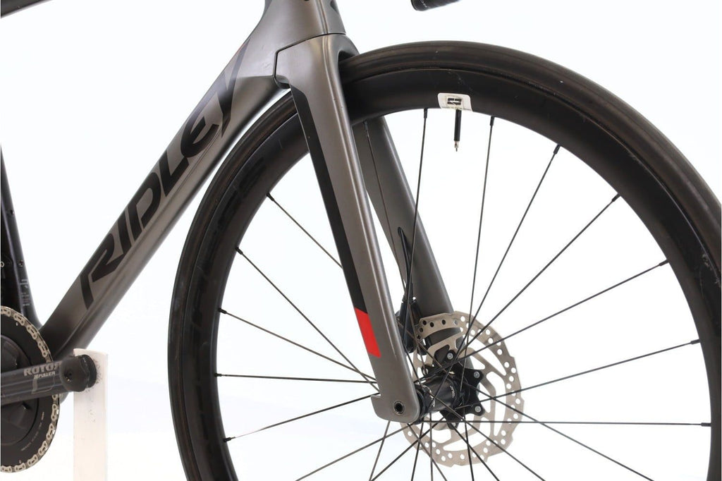 Produit reconditionné · Ridley Noah Fast AXS 12V · Gris / Vélo de route | Très bon état