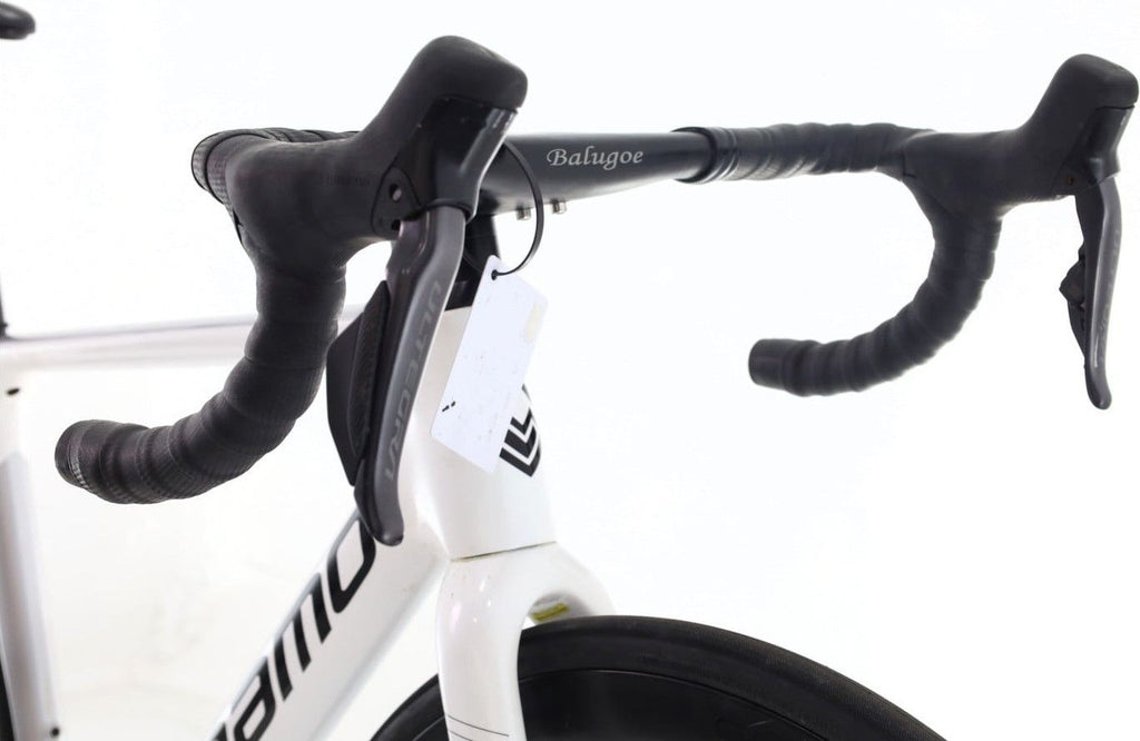 Produit reconditionné · Megamo Raise Di2 12V · Blanc / Vélo de route | Très bon état