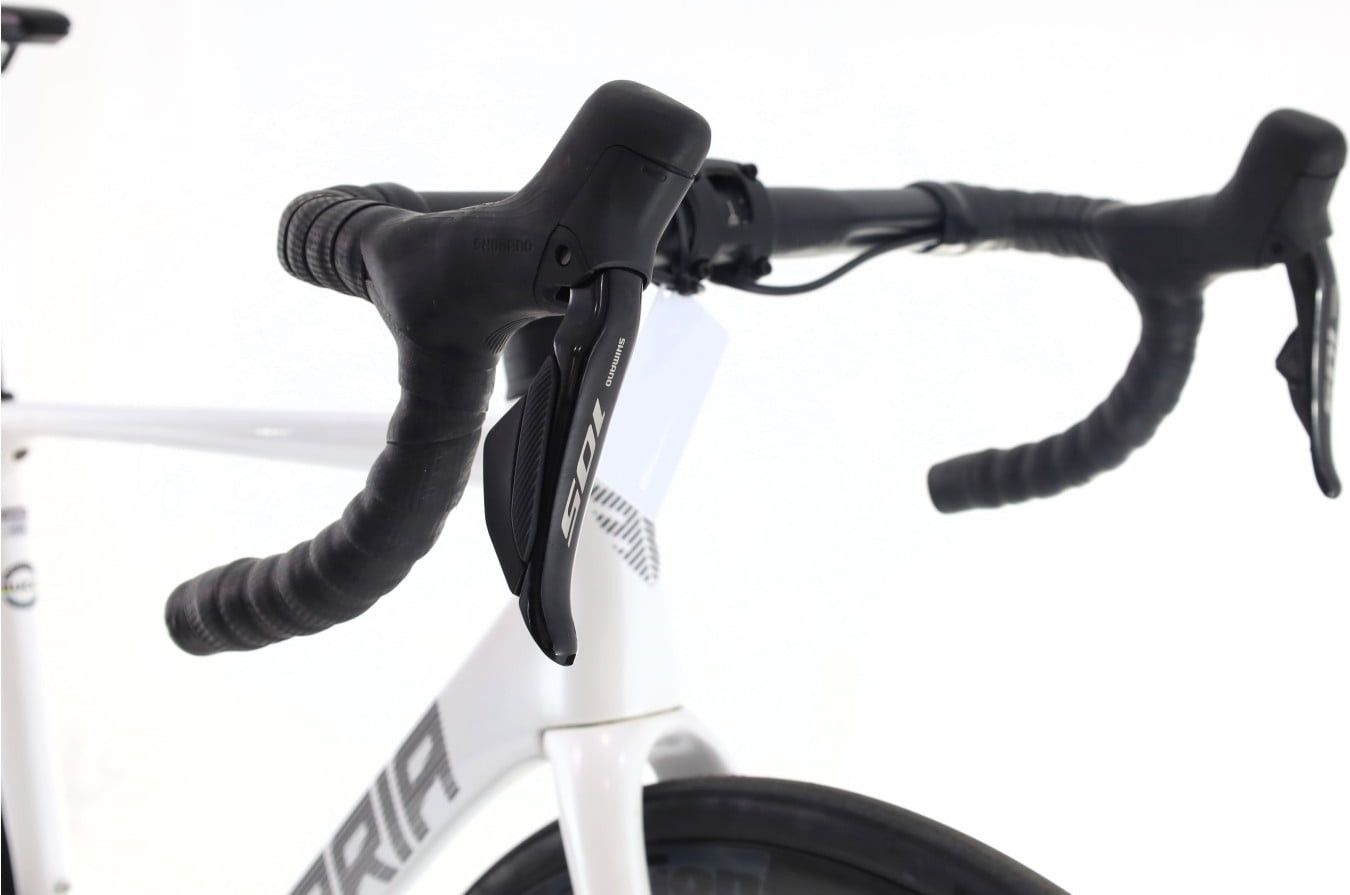 Produit reconditionné · Berria Belador Elite Di2 12V · Blanc / Vélo de route | Très bon état