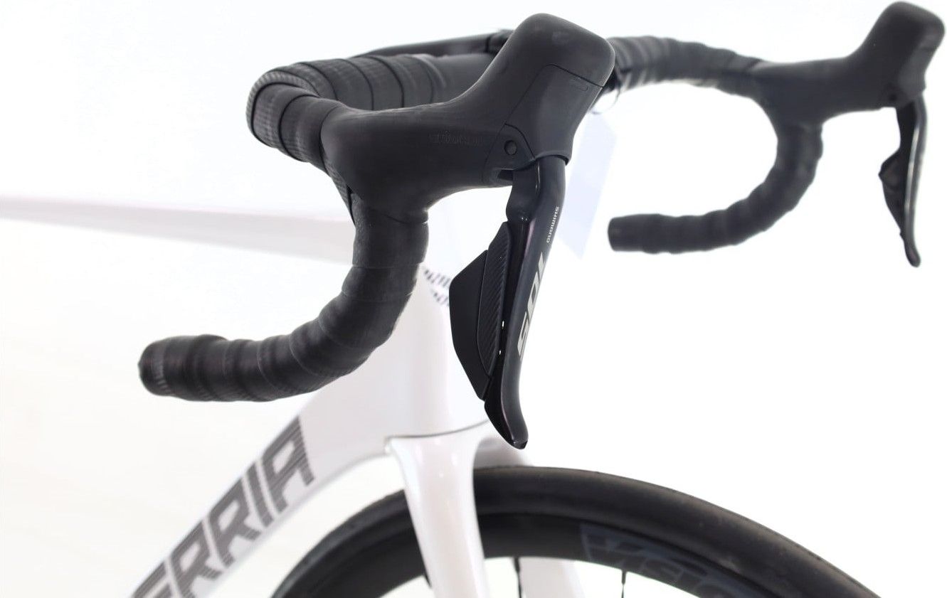 Produit reconditionné · Berria Belador Elite Di2 12V · Blanc / Vélo de route | Très bon état