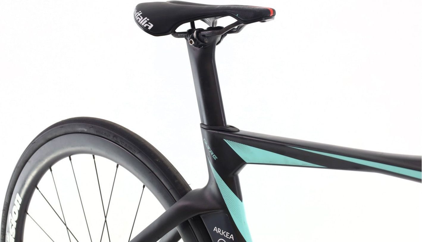 Produit reconditionné · Bianchi Oltre RC Arkea Team Di2 12V · Bleu / Vélo de route | Très bon état