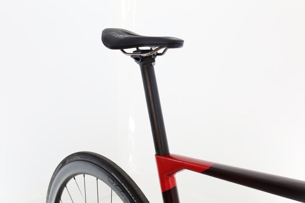 Produit reconditionné · BH Ultralight 7.0 Di2 12V · Rouge / Vélo de route | Très bon état
