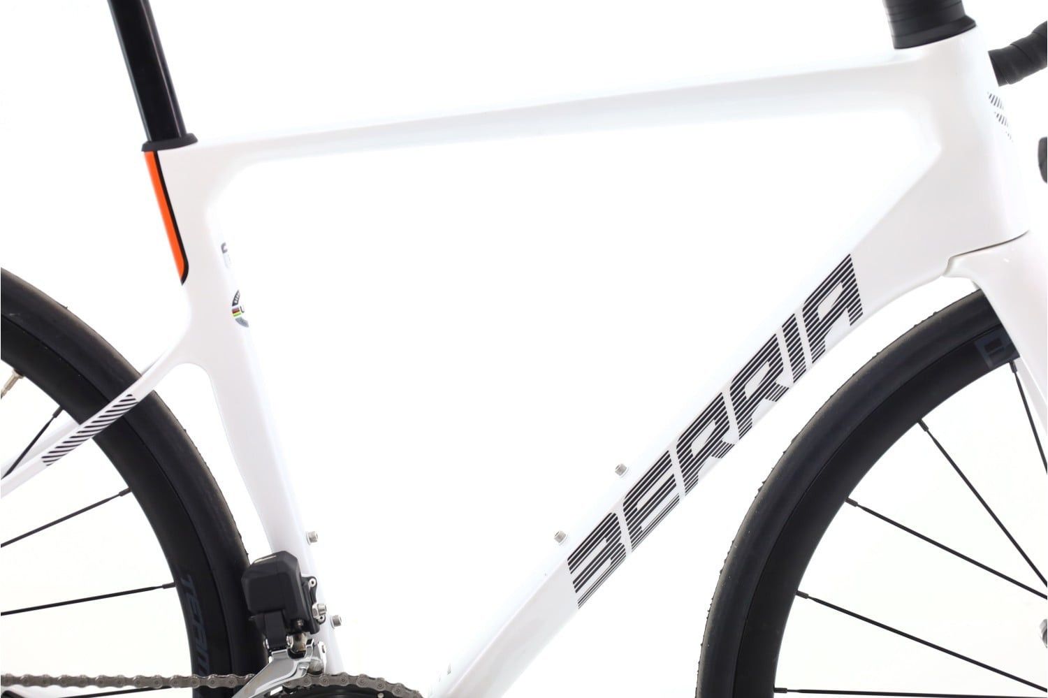 Produit reconditionné · Berria Belador Elite Di2 12V · Blanc / Vélo de route | Très bon état