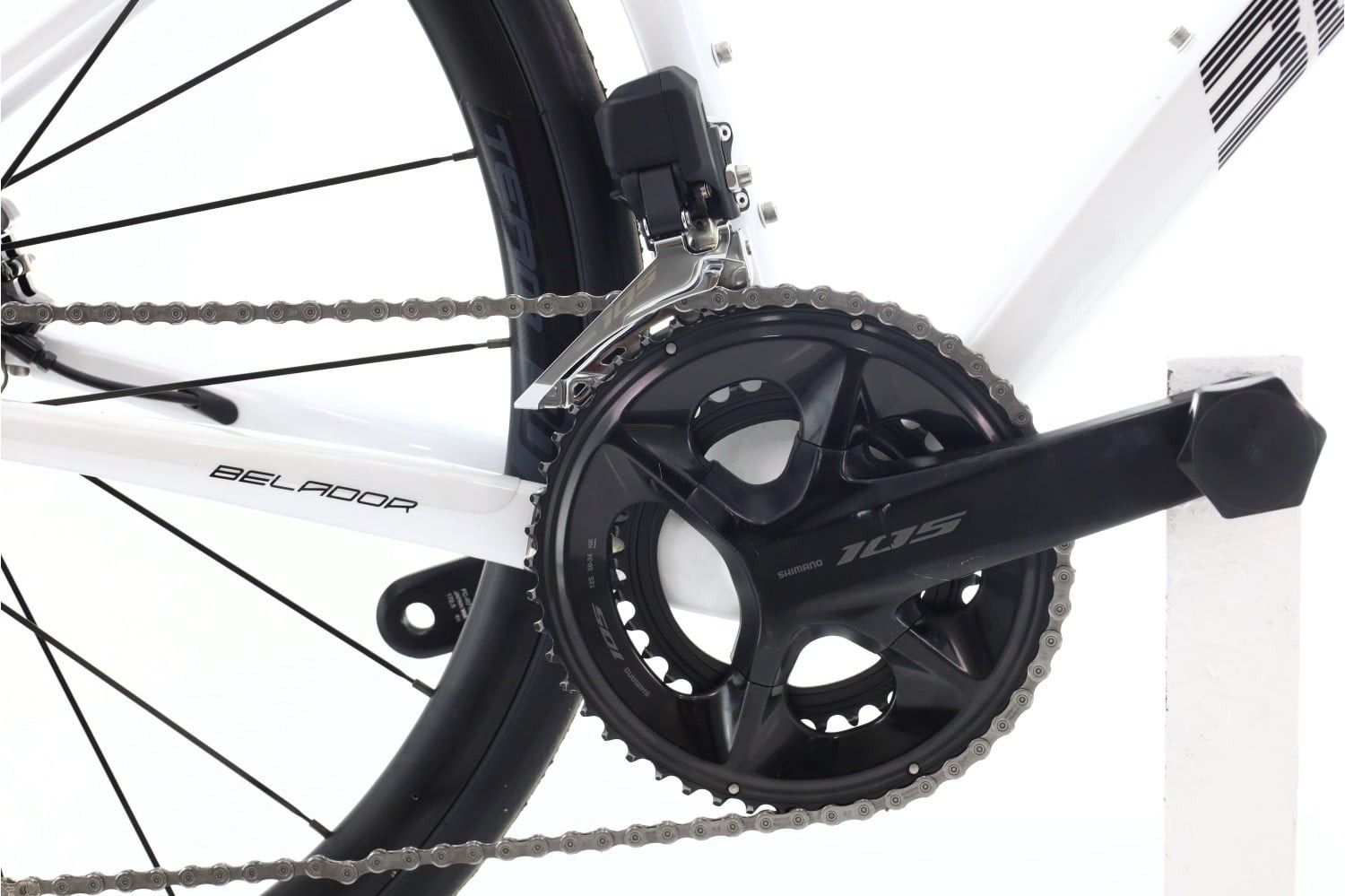 Produit reconditionné · Berria Belador Elite Di2 12V · Blanc / Vélo de route | Très bon état