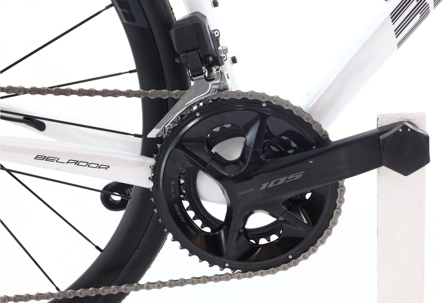 Produit reconditionné · Berria Belador Elite Di2 12V · Blanc / Vélo de route | Très bon état
