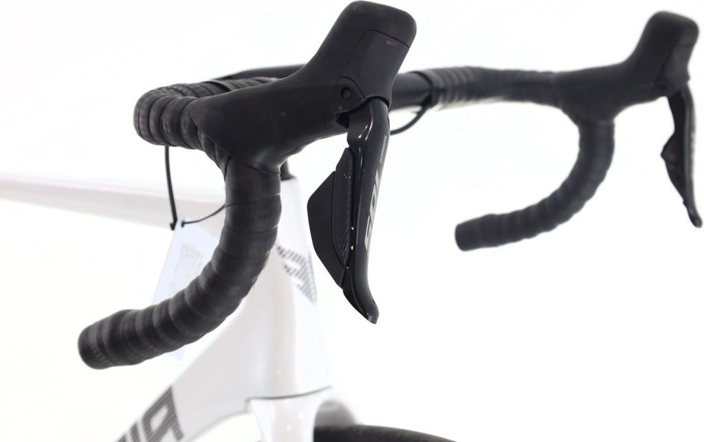Produit reconditionné · Berria Belador Elite Di2 12V · Blanc / Vélo de route | Très bon état