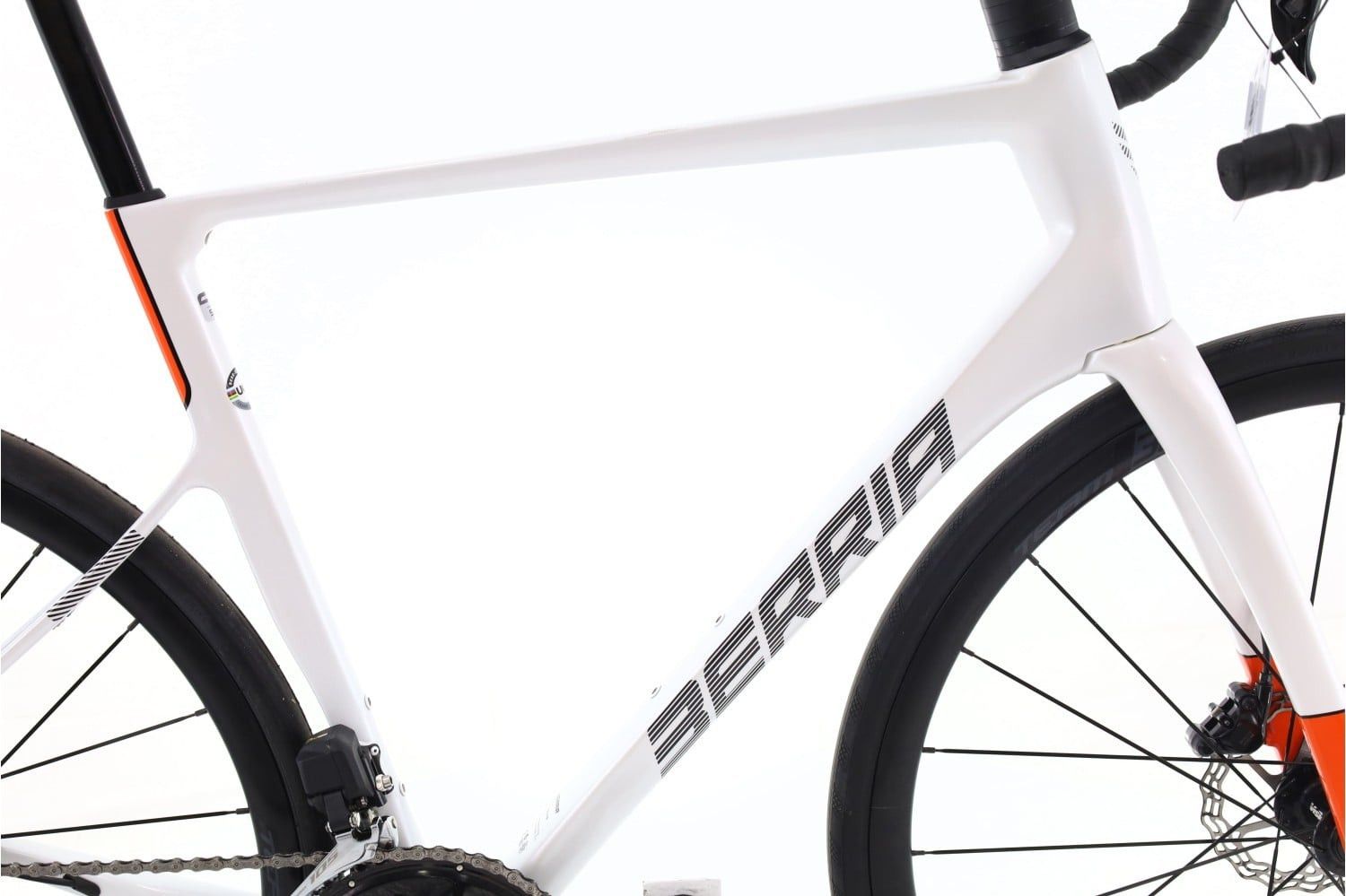 Produit reconditionné · Berria Belador Elite Di2 12V · Blanc / Vélo de route | Très bon état