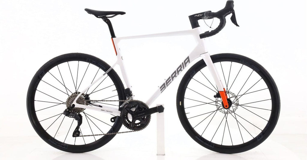 Produit reconditionné · Berria Belador Elite Di2 12V · Blanc / Vélo de route | Très bon état