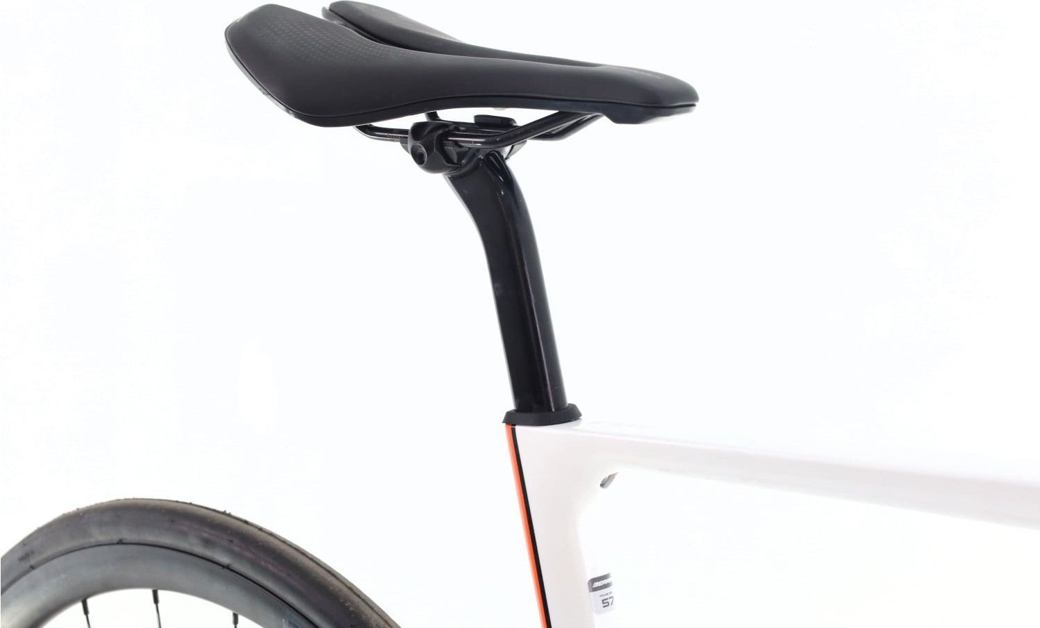 Produit reconditionné · Berria Belador Elite Di2 12V · Blanc / Vélo de route | Très bon état
