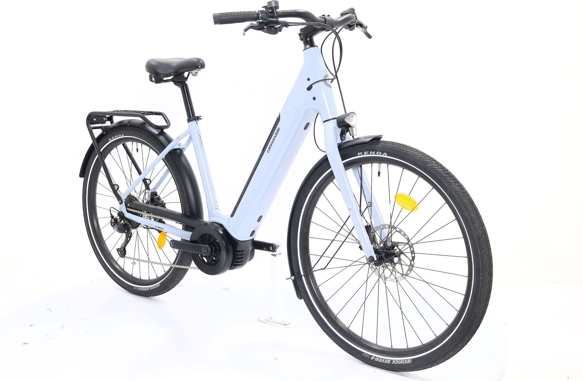 Produit Reconditionné · Vélo de ville électrique CANNONDALE Adventure Neo 3.1 EQ 2025 · Etat  correct