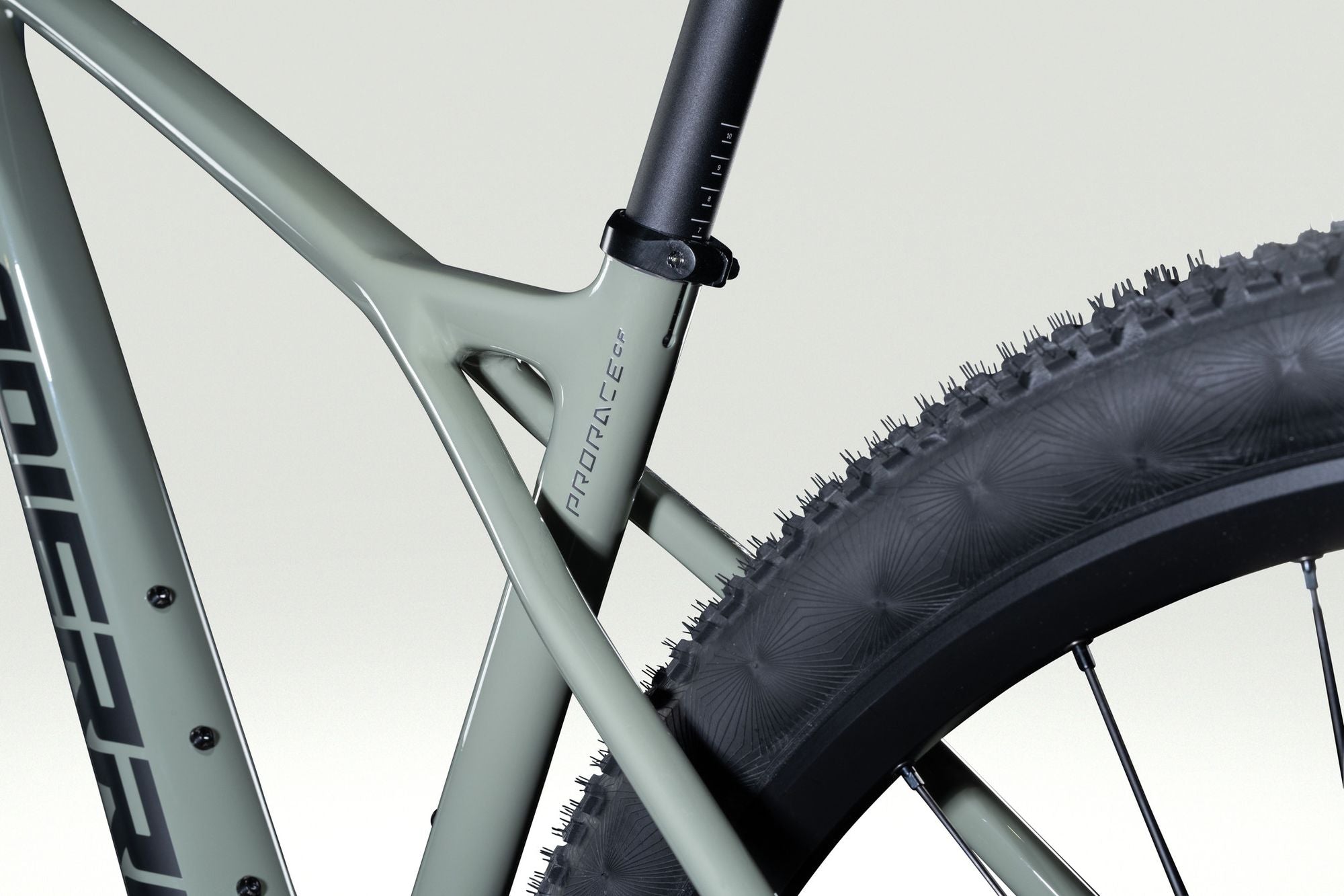 VTT Semi-Rigide Lapierre Prorace CF 7.9 Shimano 12V 29" Gris 2027