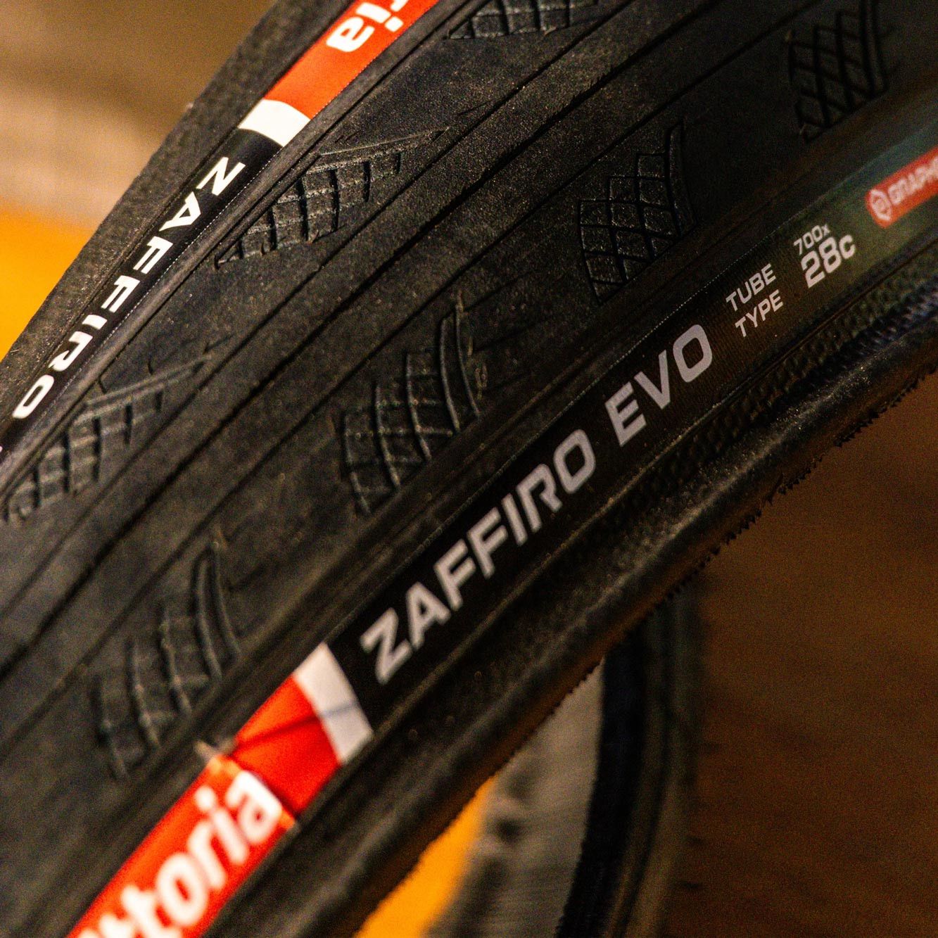 Pneu Route Vittoria Zaffiro EVO 700 mm Tubetype Souple Graphene