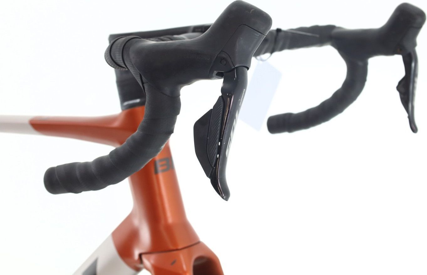 Produit reconditionné · BH RS1 4.0 Di2 12V · Gris / Vélo de route | Très bon état