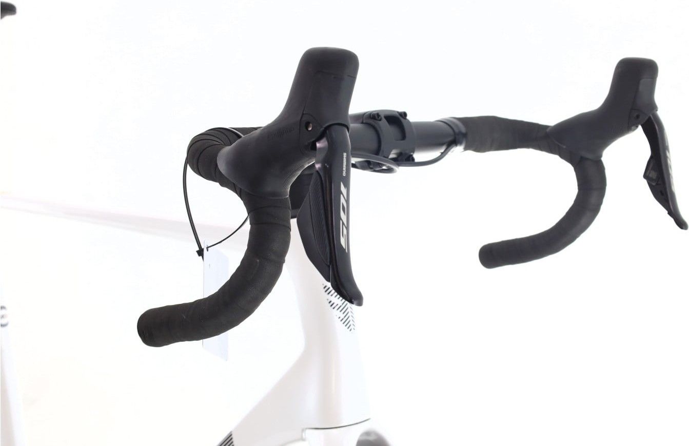 Produit reconditionné · Berria Belador Elite Di2 12V · Blanc / Vélo de route | Très bon état