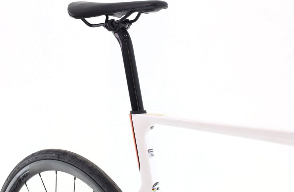 Produit reconditionné · Berria Belador Elite Di2 12V · Blanc / Vélo de route | Très bon état