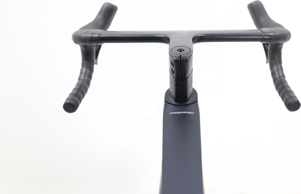 Produit Reconditionné · Vélo de route MEGAMO Pulse 05 CW 2026 · Très bon état