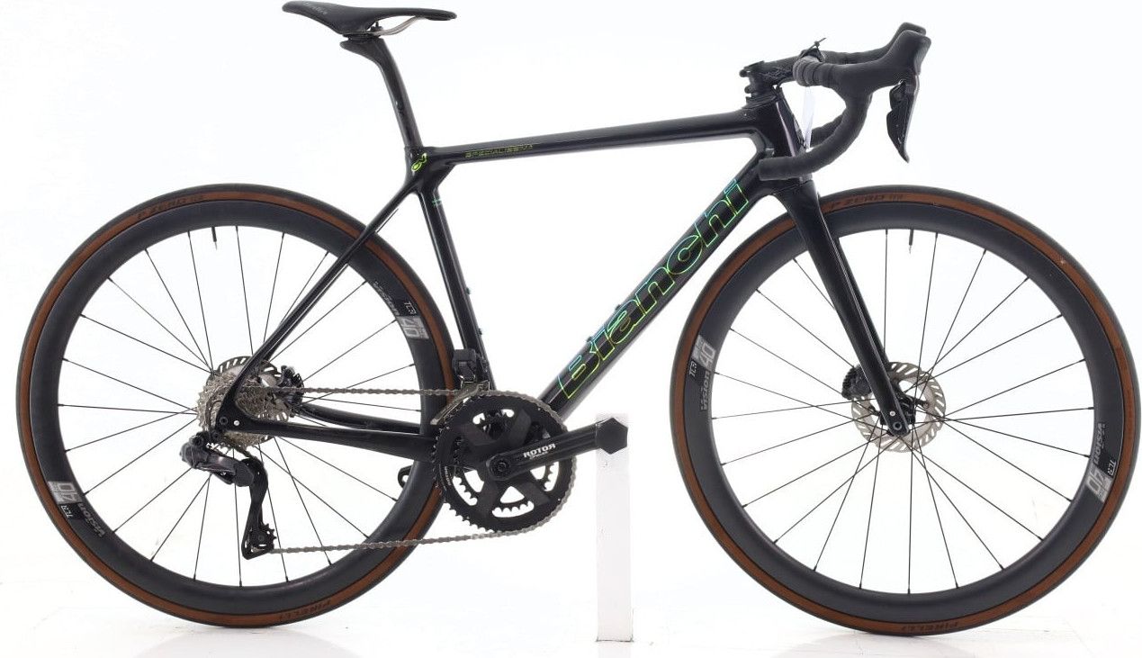 Produit reconditionné · Bianchi Specialissima Di2 12V · Noir / Vélo de route | Très bon état