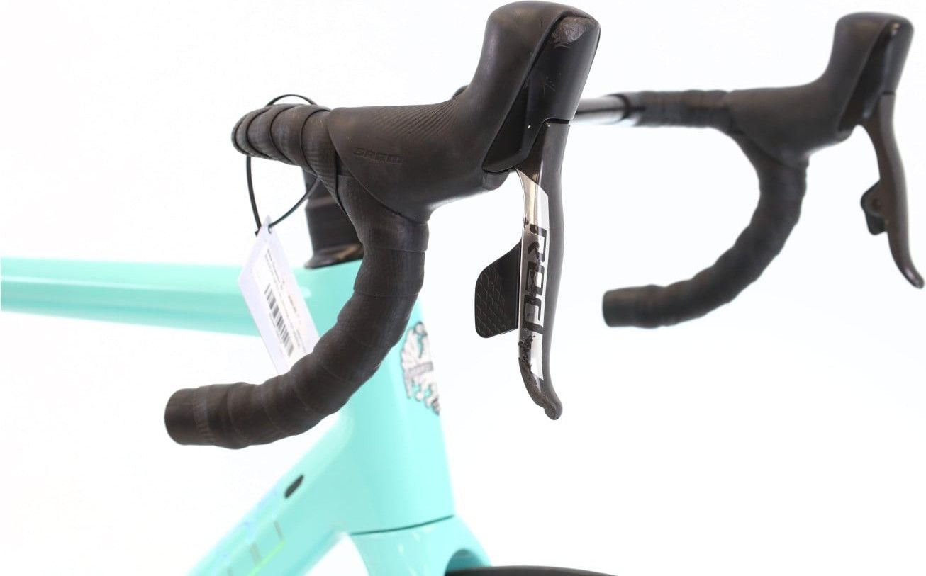 Produit reconditionné · Bianchi Specialissima Pro AXS 12V · Bleu / Vélo de route | Très bon état