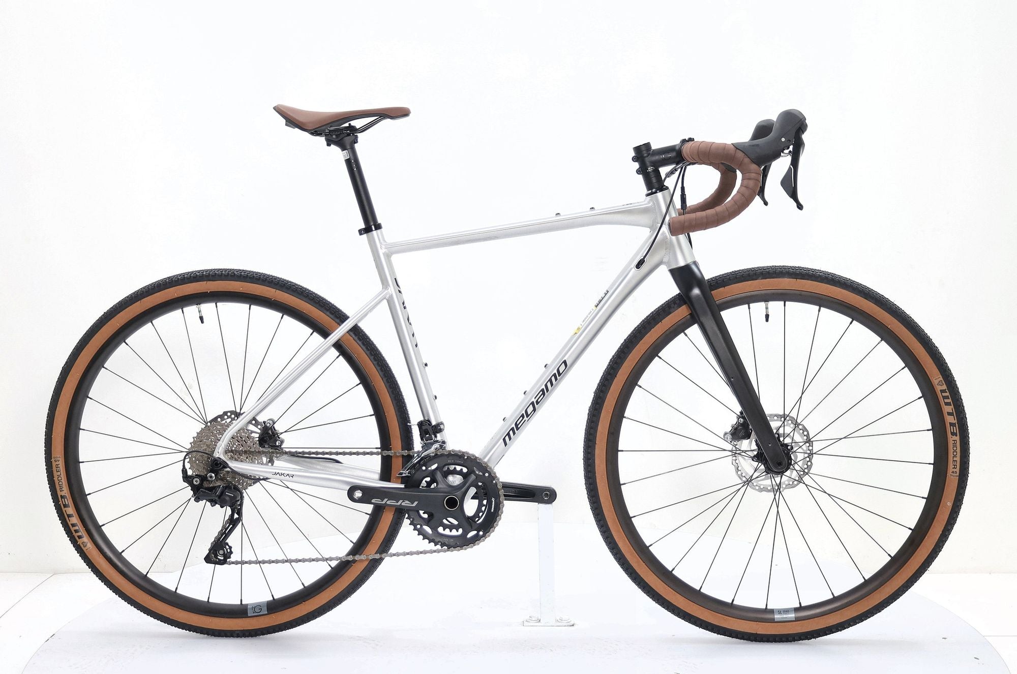 Produit Reconditionné · Vélo de gravel MEGAMO Jakar 30 2026 · Très bon état