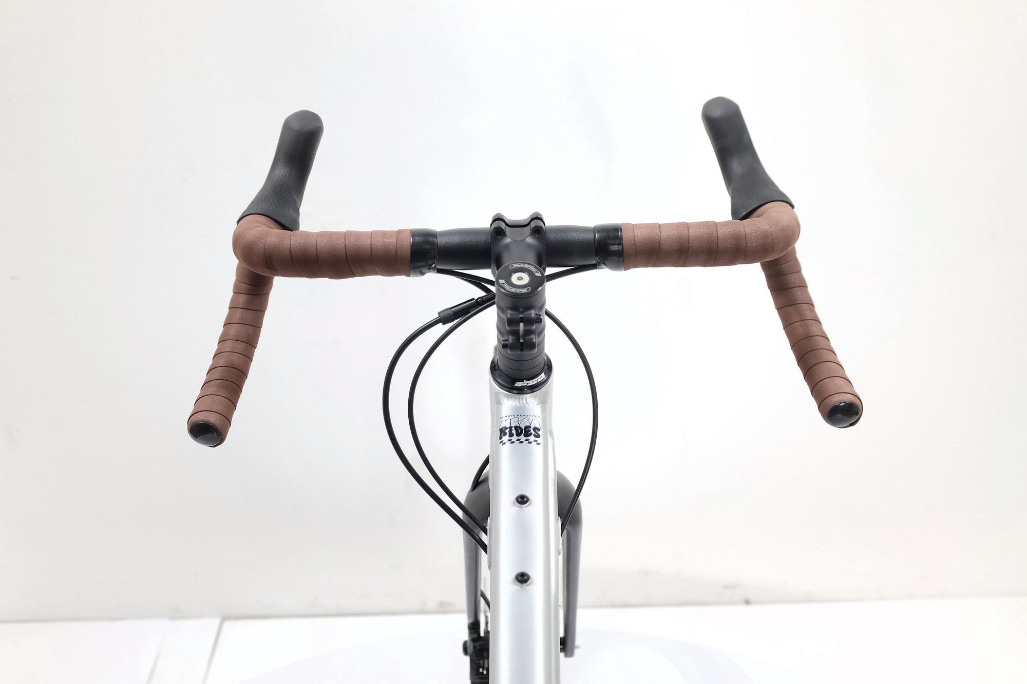 Produit Reconditionné · Vélo de gravel MEGAMO Jakar 30 2026 · Très bon état