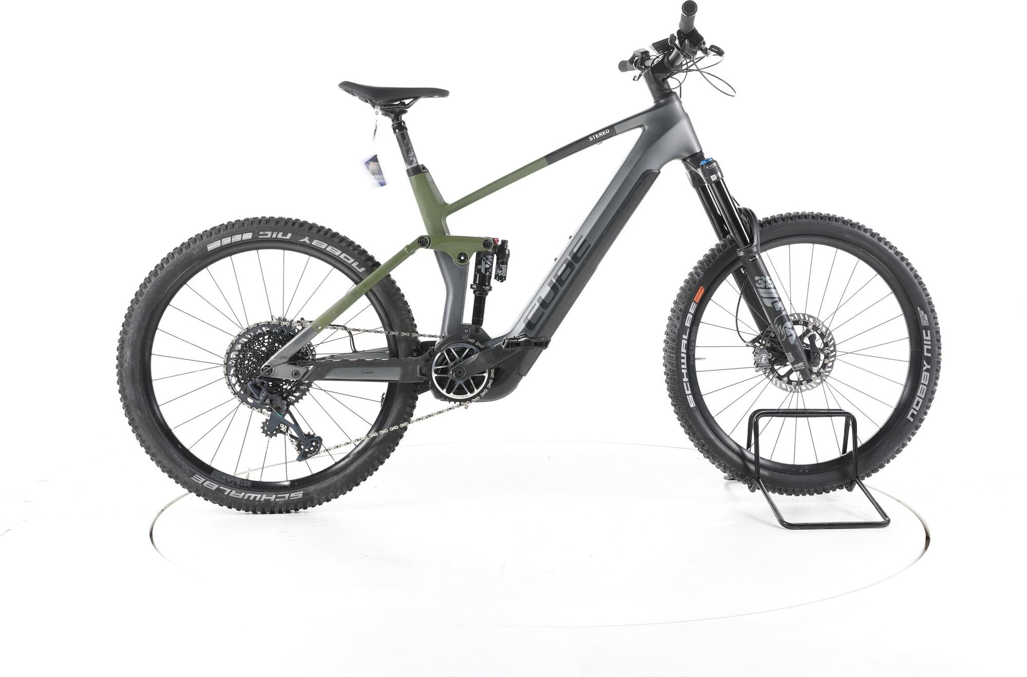 Produit reconditionné - Cube Stereo Hybrid 160 HPC TM Fully E-Bike Carbon - Très Bon Etat