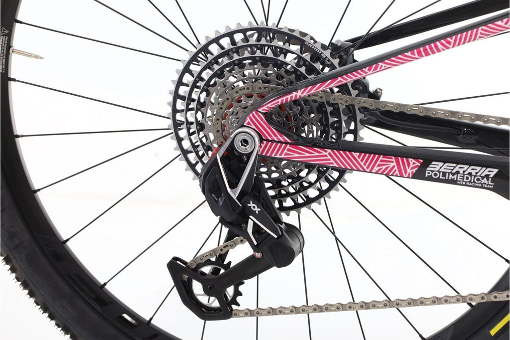 Produit reconditionné · Berria Mako BR XX SL Flight Attendant AXS / Vélo VTT | Très bon état