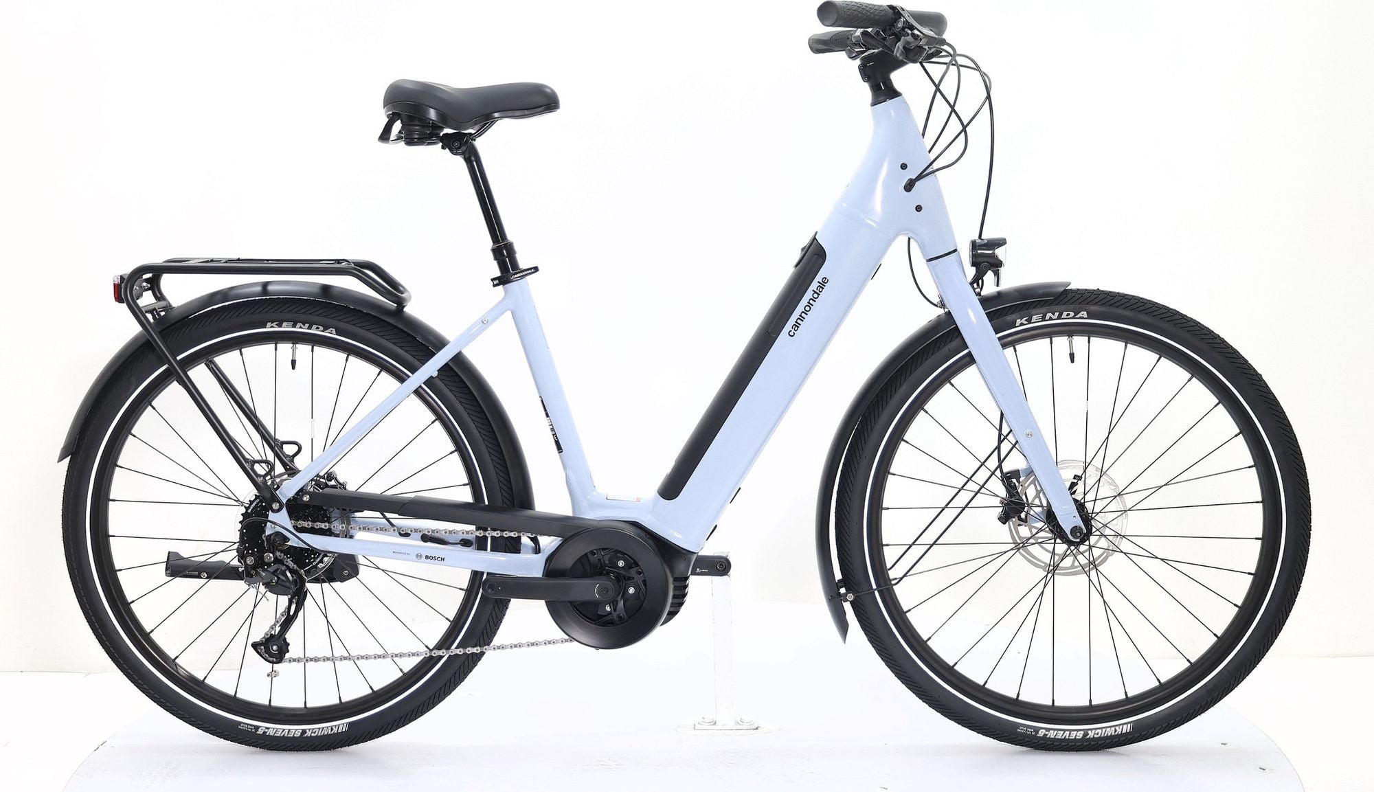 Produit Reconditionné · Vélo de ville électrique CANNONDALE Adventure Neo 3.1 EQ 2024 · Très bon état