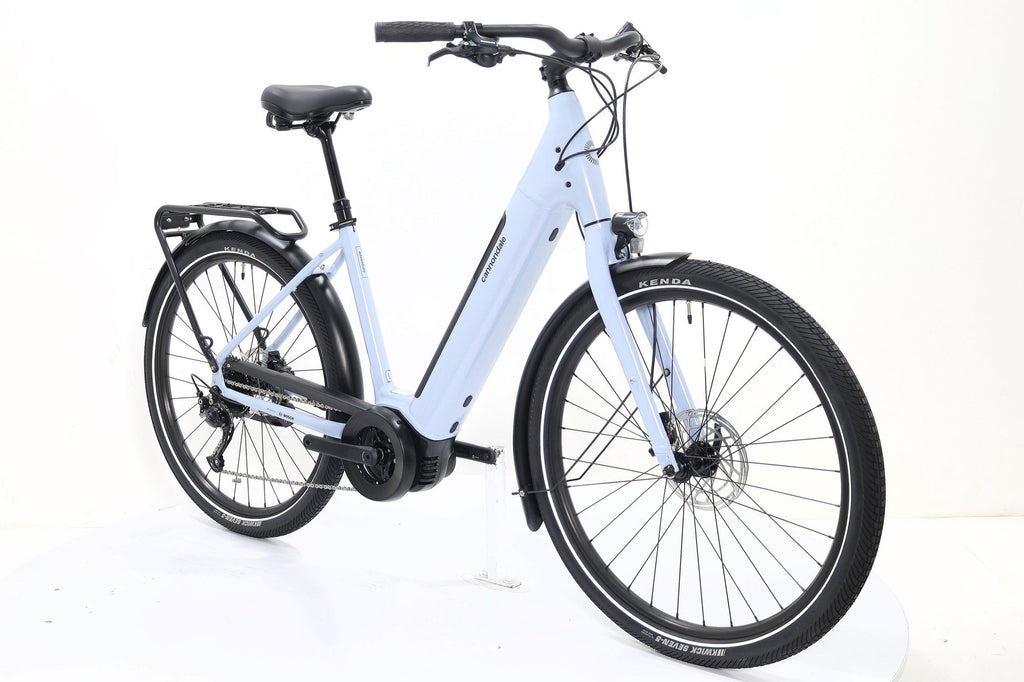 Produit Reconditionné · Vélo de ville électrique CANNONDALE Adventure Neo 3.1 EQ 2024 · Très bon état