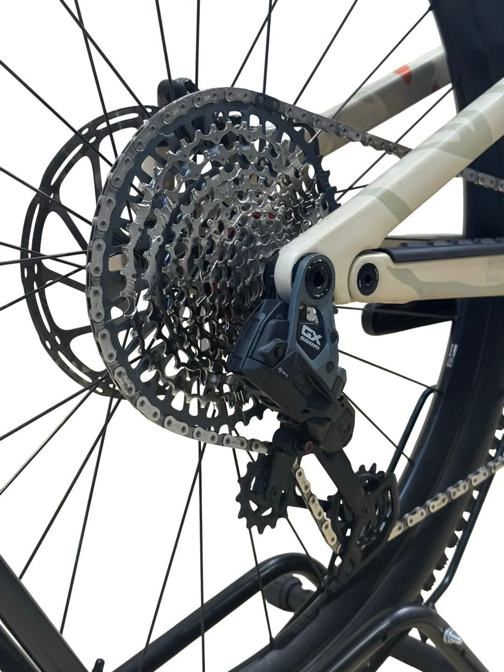 produit reconditionné . Canyon Neuron:ON CF 9 Sram GX AXS 2023 . VTT électrique . Canyon . très bon état