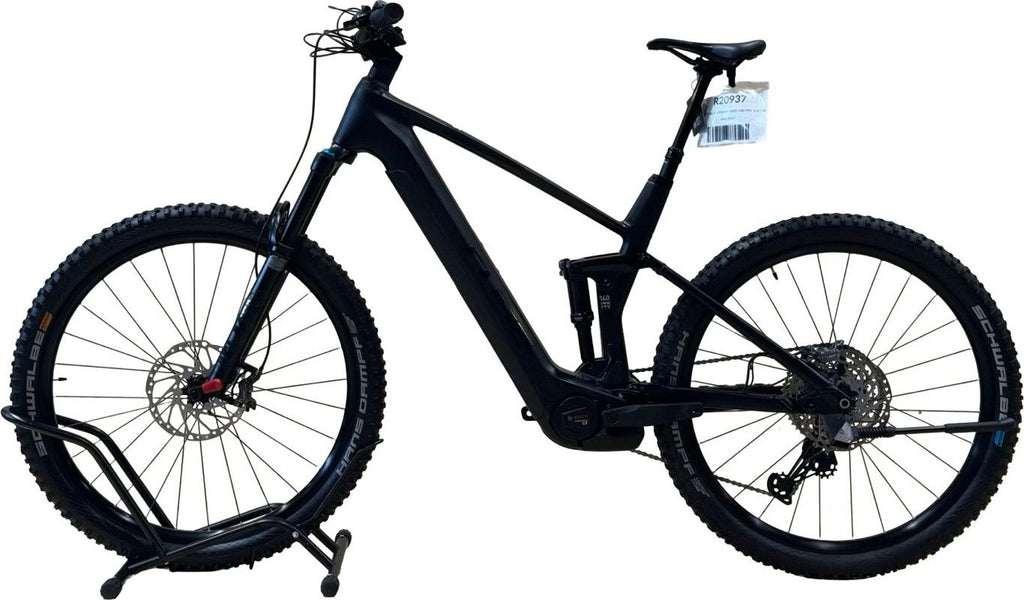 produit reconditionné . Cube Stereo Hybrid 140 HPC SLX 750 Shimano XT 2024 . VTT électrique . Cube . très bon état