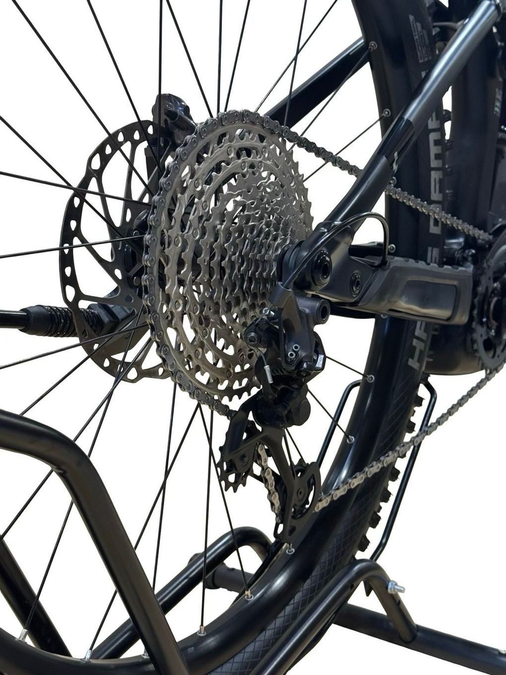 produit reconditionné . Cube Stereo Hybrid 140 HPC SLX 750 Shimano XT 2024 . VTT électrique . Cube . très bon état